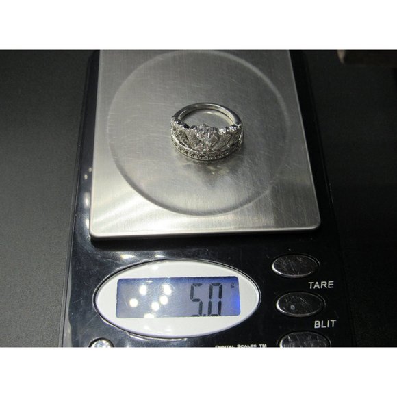 Size 8.25 Sterling Silver Beautiful Crown Cubic Zirconia Band Ring - Picture 9 of 9